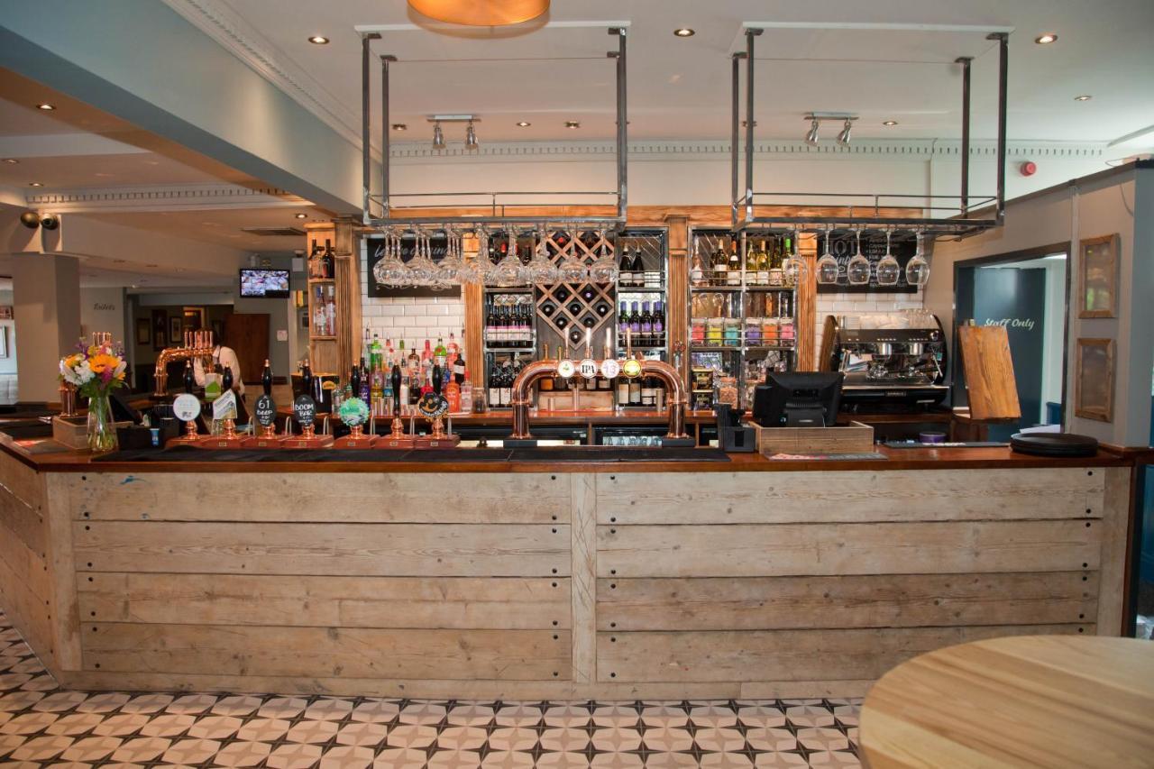 The Royal Hotel Bolton-le-Sands Екстериор снимка